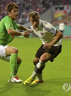 ??? ???
???? ??? ?? '???? ??'

??? ???(23)? '???? ??'?? ??? ???. 
??? 169㎝? ??? ??(FC?????)? ???? ???? ???, ??? ???, ?? ?? ??? ??? ????? ?? ??? ????. 
